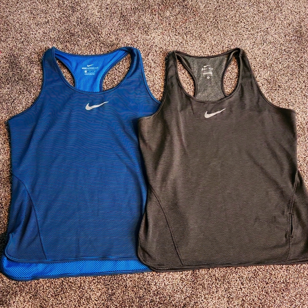 Womens NIKE DRI-FIT Racerback tank tops set of 2 MEDIUM